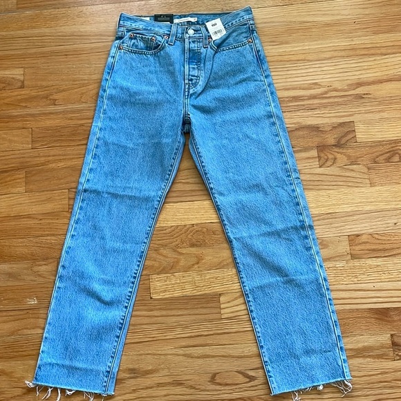 Levi's Denim - Levi’s Wedgie straight 27/28 levis premium